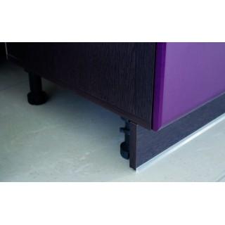 Плінтус на ніжки 100мм (в колір), 2400 мм