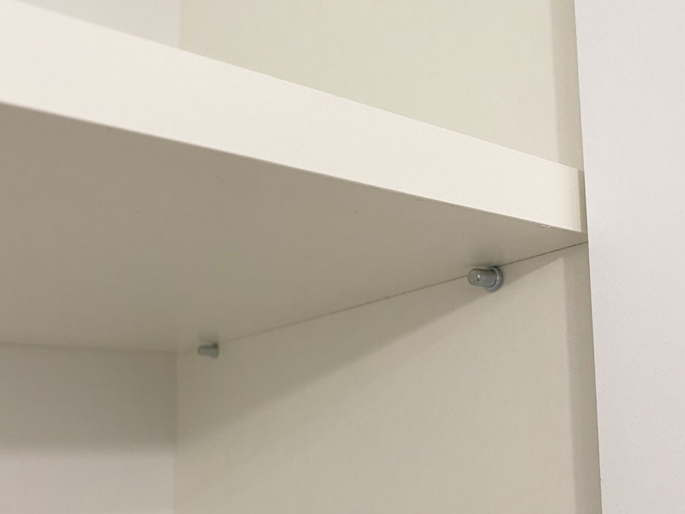 Фото Крепление полки на держателях