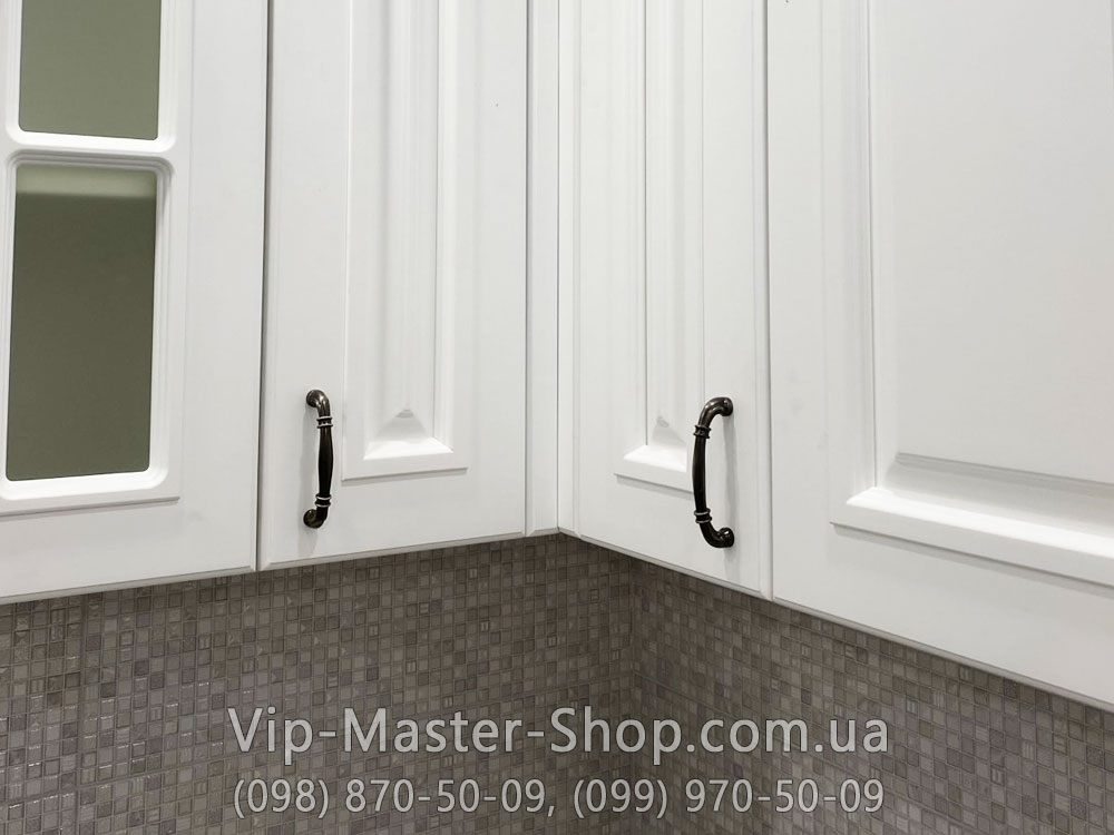 Фото Белая классическая кухня